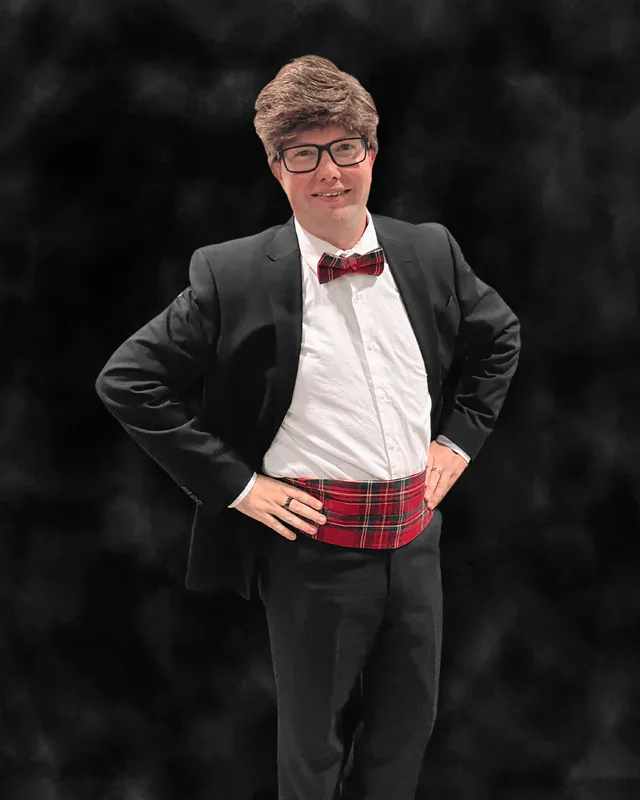 Daniel Gibbs (Mr. Gibbs)
